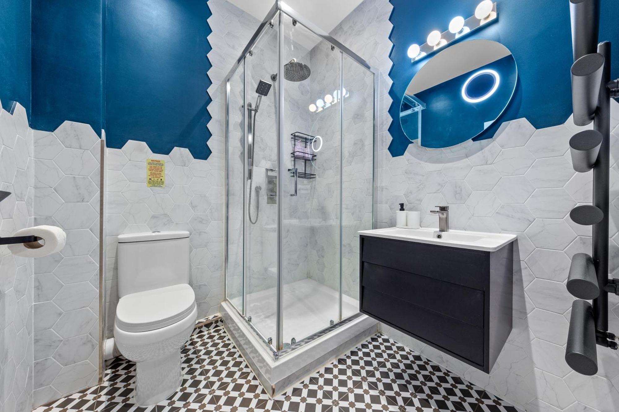 Stylish 2 Bedroom Apartment In Westminster Sleeps 5 With Ac London Kültér fotó