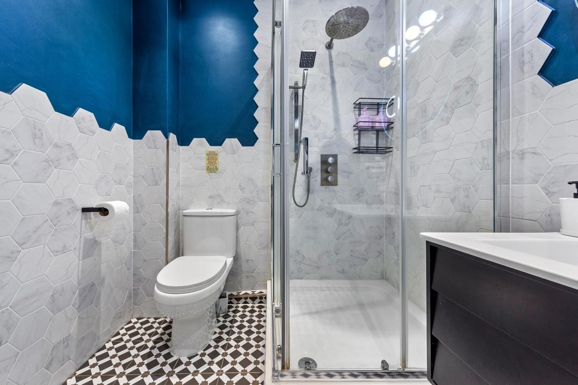 Stylish 2 Bedroom Apartment In Westminster Sleeps 5 With Ac London Kültér fotó